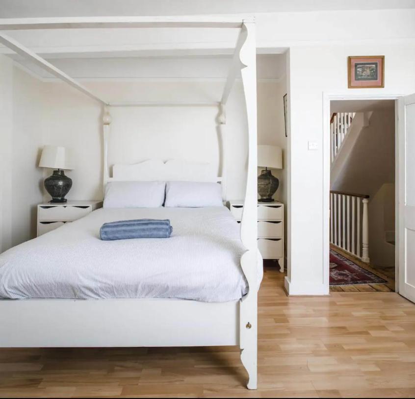 Falmouth Townhouse With Panoramic Sea View Terrace Ngoại thất bức ảnh